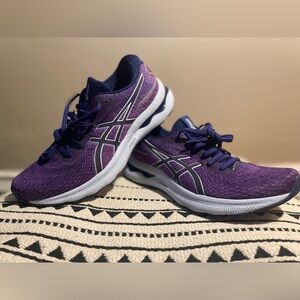Women’s 8.5 ASICS gel nimbus 24, orchid brand new without box